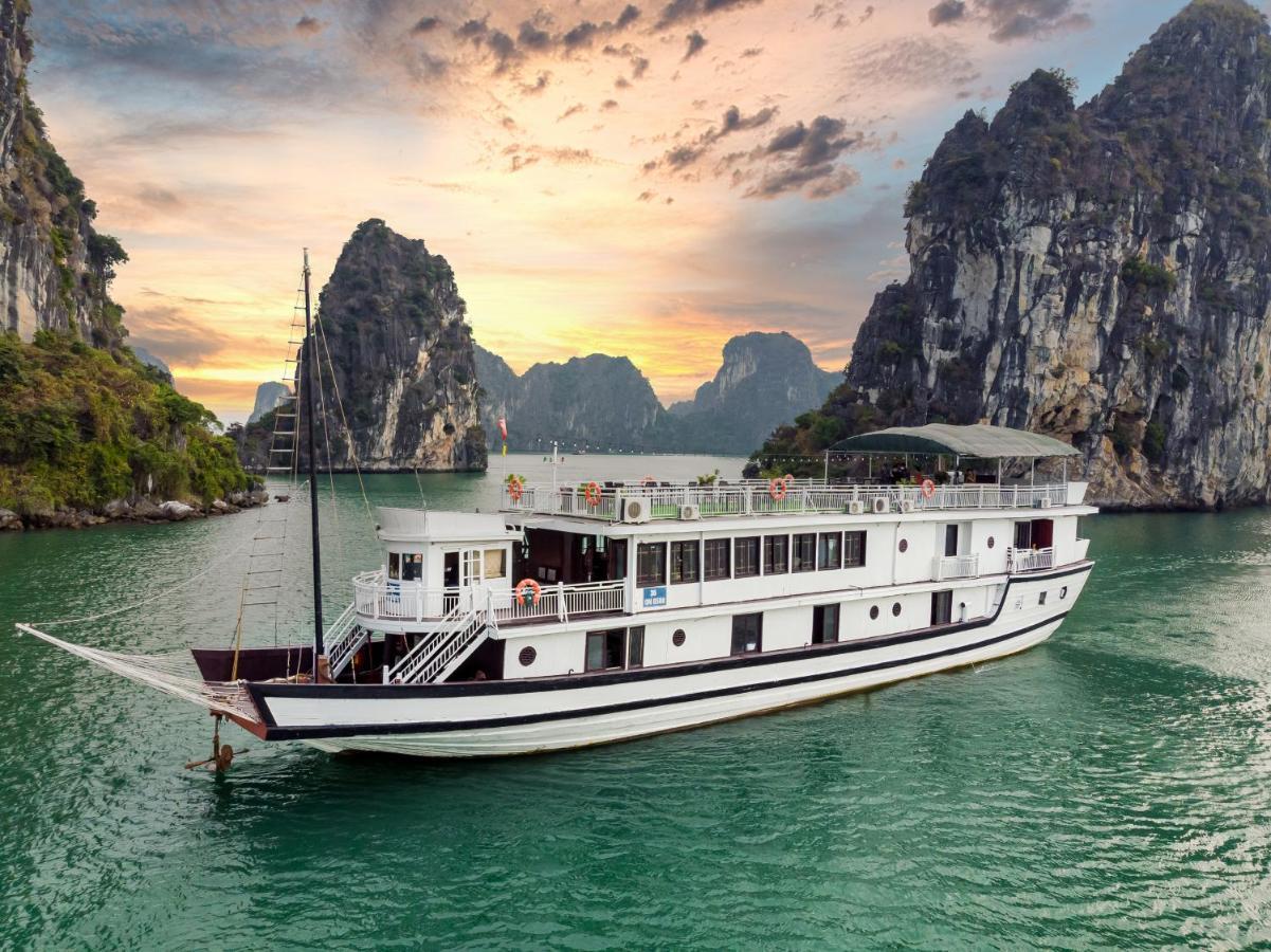 Legend Cruise Hotel Hạ Long-öböl Kültér fotó